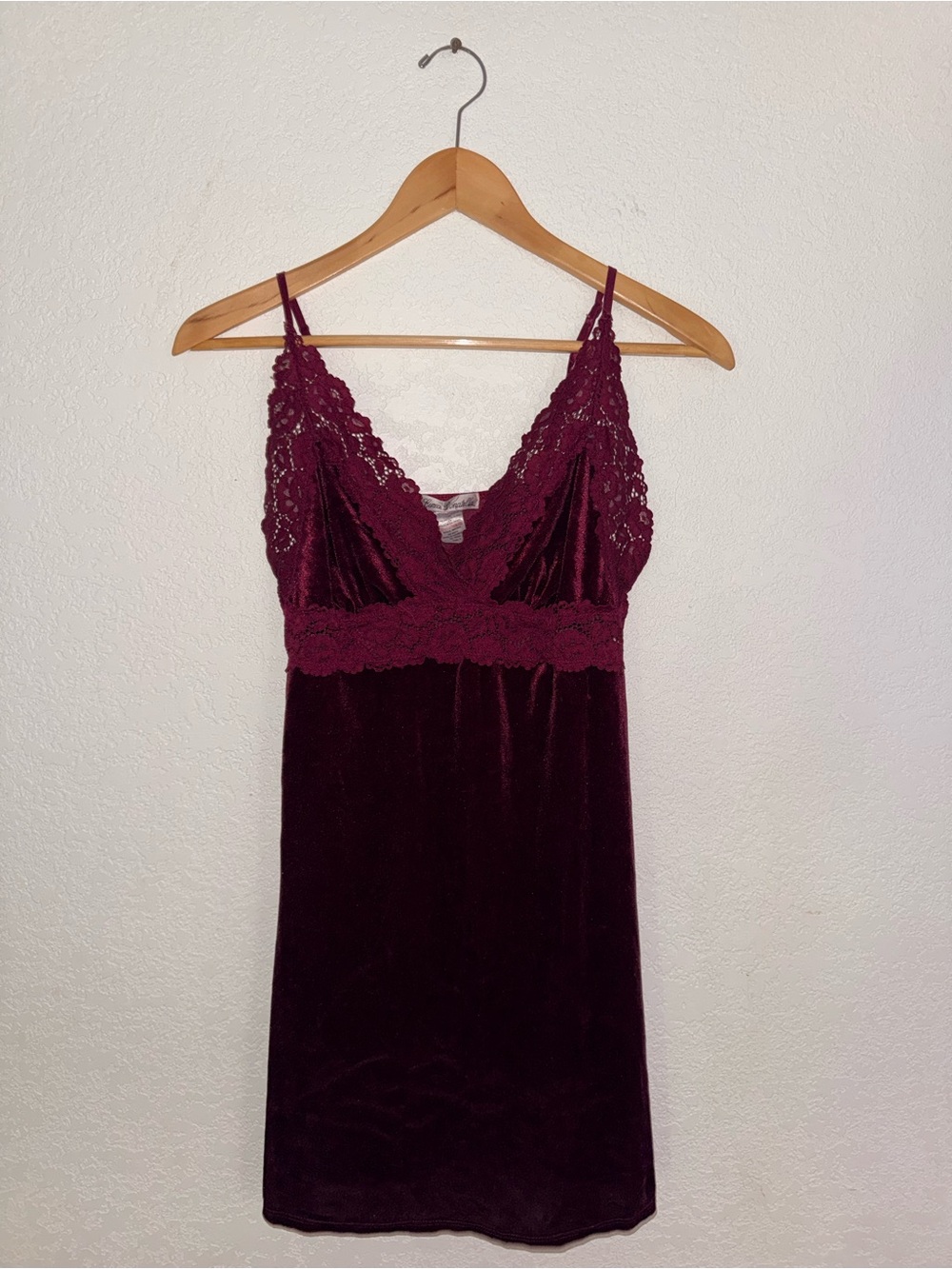 Linea Donatella velvet maroon PJ set s